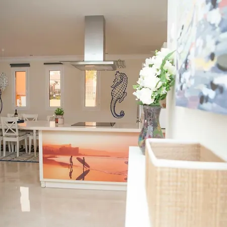 Monte Carrera Little Mermaid * La Playa de Arguineguín