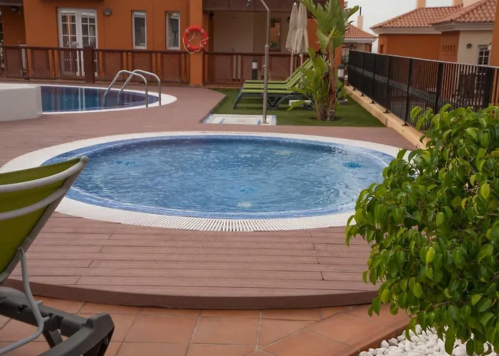 Monte Carrera Little Mermaid * La Playa de Arguineguín