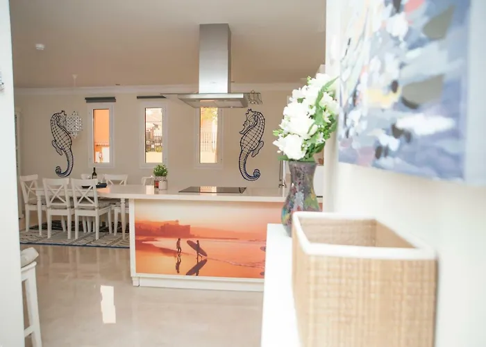 Monte Carrera Little Mermaid * La Playa de Arguineguín